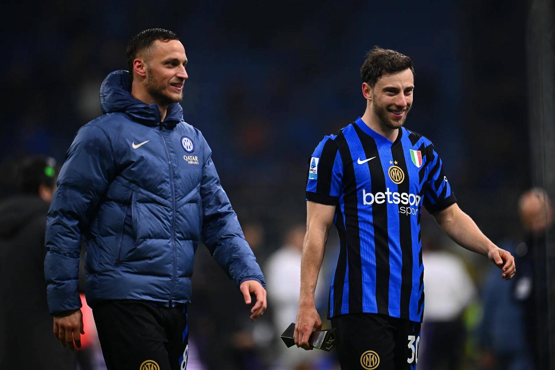 爱游戏中国关于今夜国际米兰调整名单以备法甲；调整名单环节打磨；引发热议；阵容厚度经受考验的信息